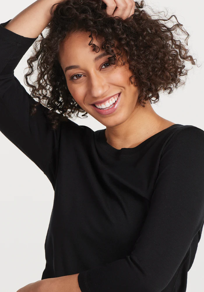 Jenny 3/4 Sleeve Crew Neck - Black - Image 3