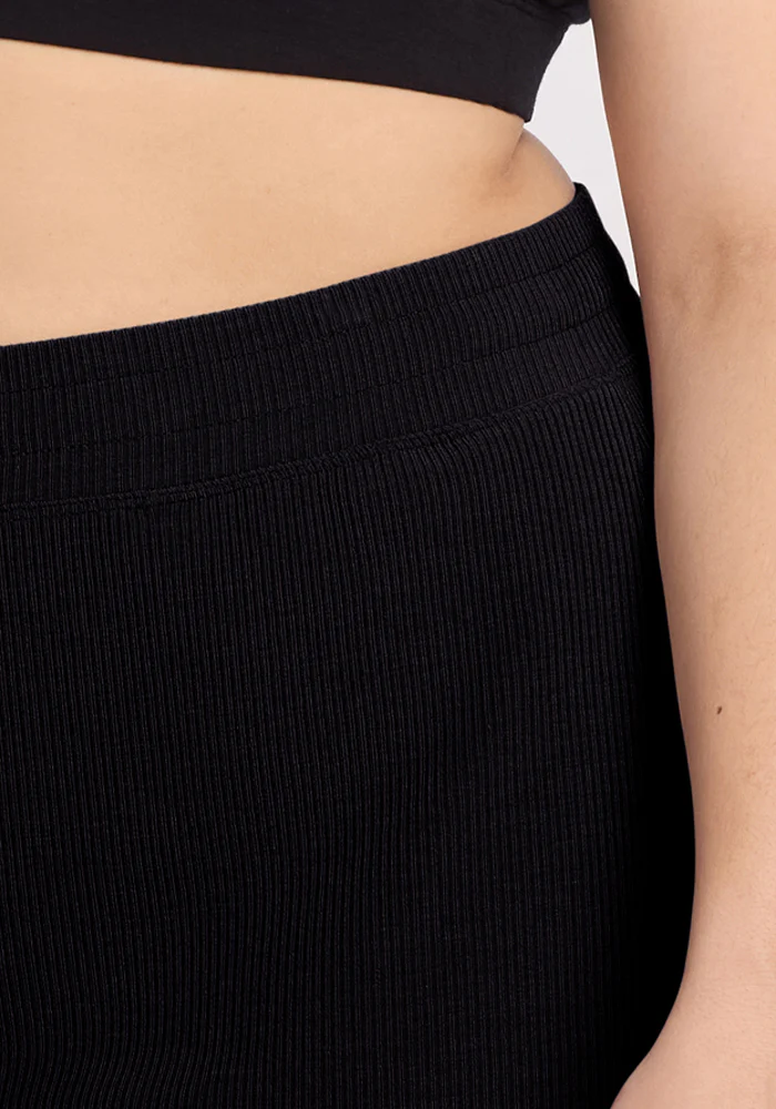 Maisey Ribbed Shorts - Black - Image 13