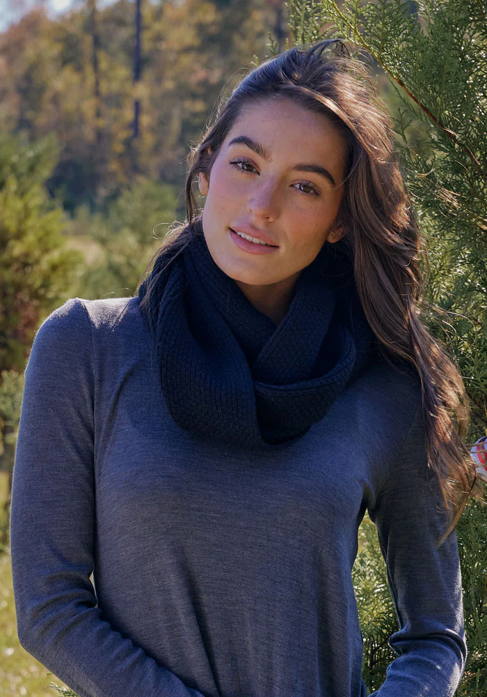 Noelle Infinity Scarf