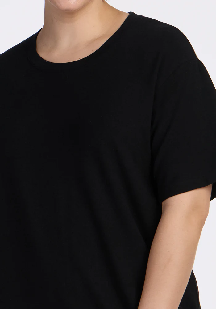 Audrey Tee - Black - Image 11